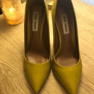 Steve Madden Proto Patent Heels - Mustard Green